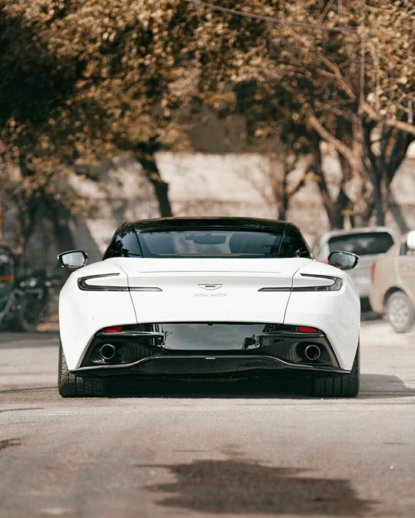 2020 ASTON MARTIN DBS COUPE
