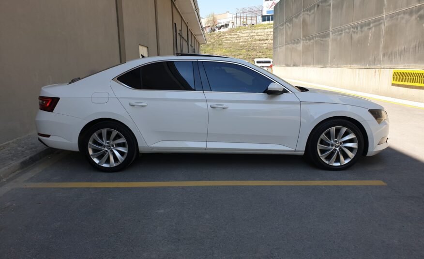 SPOTLESS CAR
